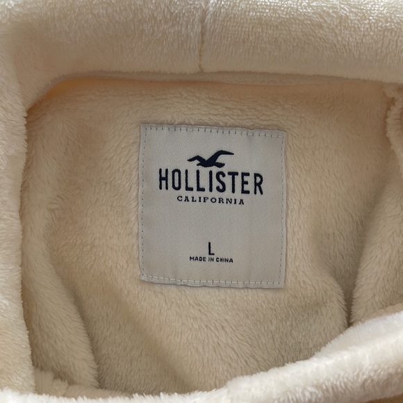 Cropped Pullover Hoodie - Picture 4 of 4